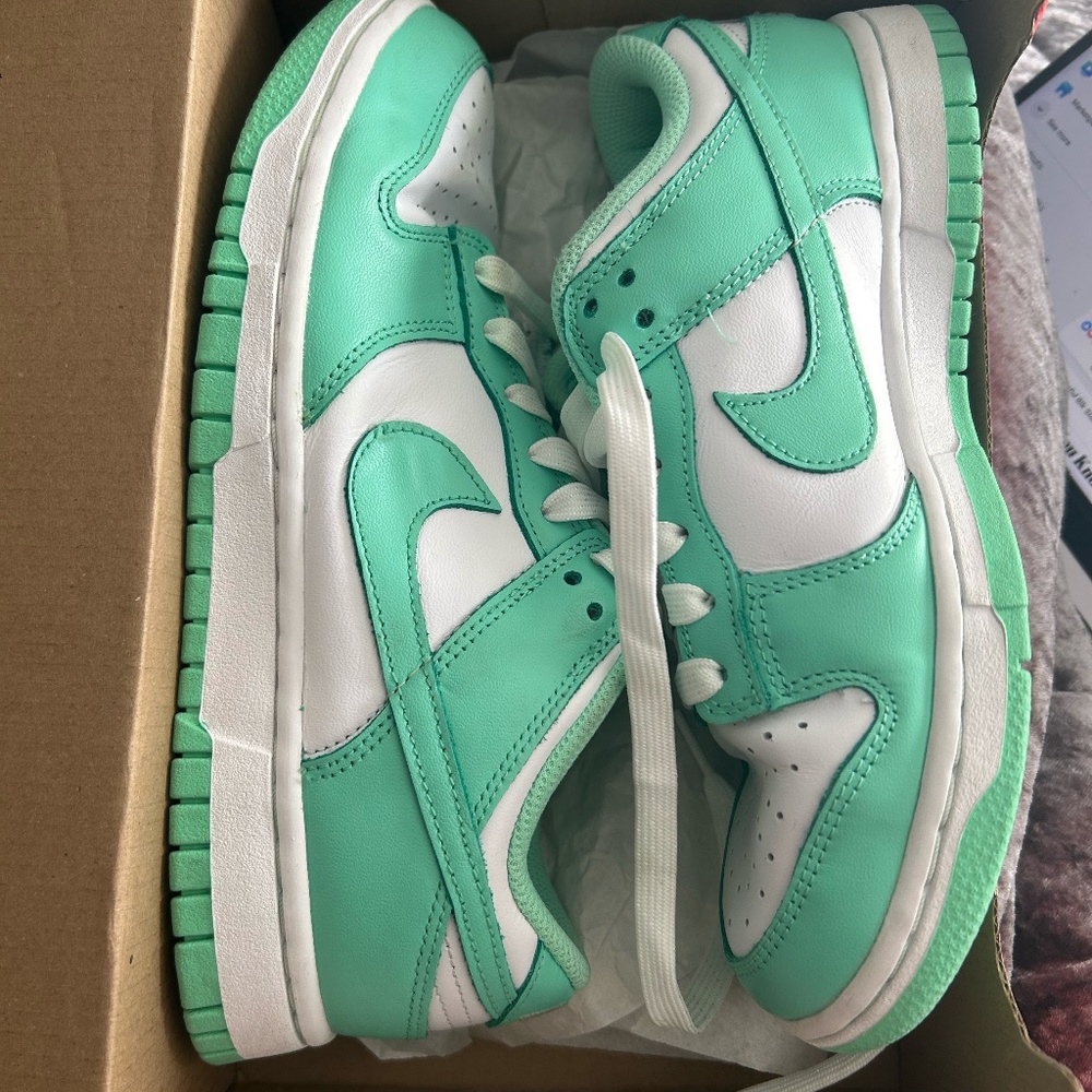 Nike Dunk Low "Green Glow" Sz 7